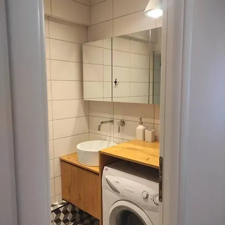 Antelope 1 Apartment *